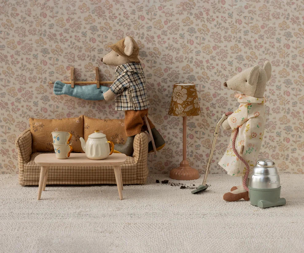 Maileg Couch Mouse Mable - BouChic