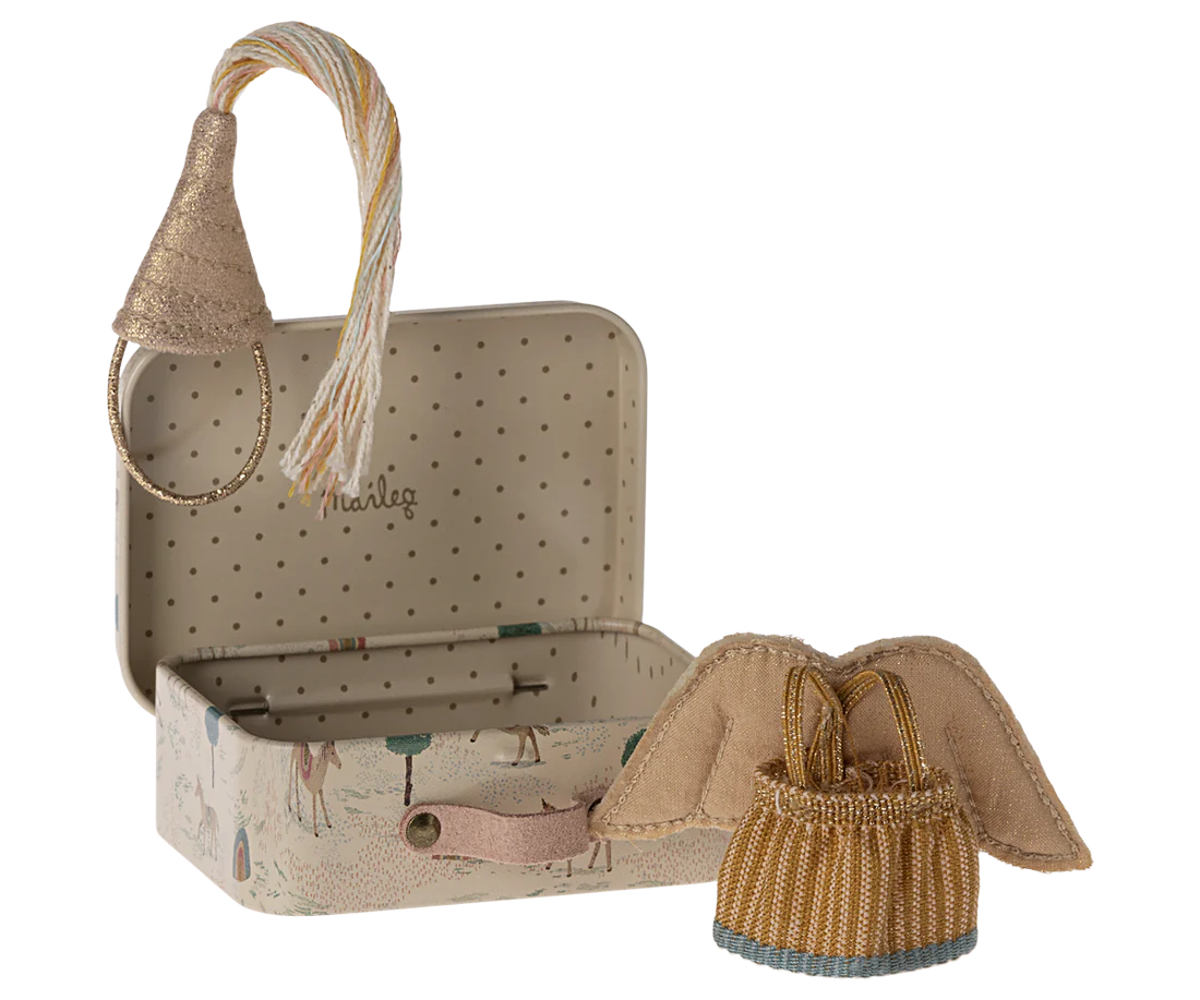 Maileg Fairy clothes in suitcase, Little sister mouse - BouChic 
