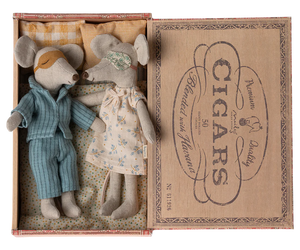 Maileg Mum & Dad Mice in Cigar Box - BouChic 