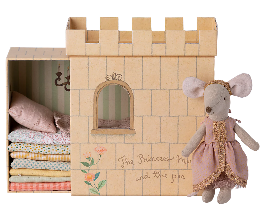 Maileg Princess & The Pea - Big Sister Mouse in Castle - BouChic 