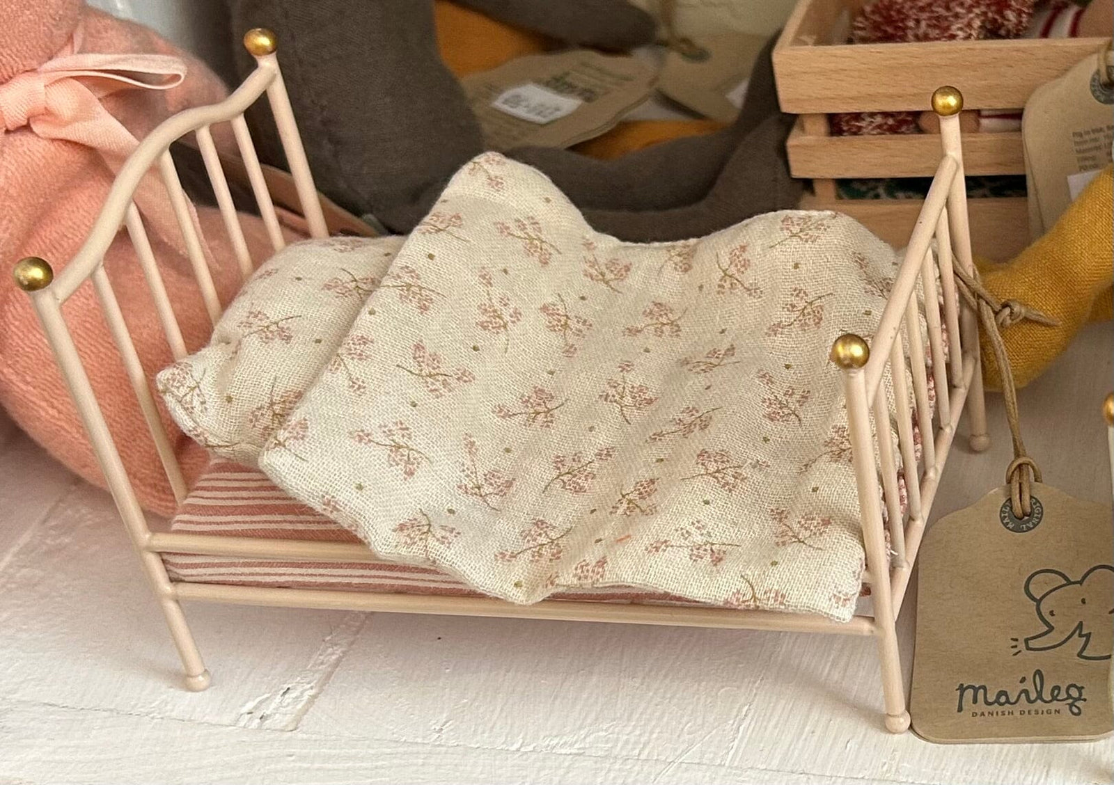 Maileg Vintage Bed Mouse Rose Activity Toy BouChic | Homeware, Fashion, Gifts, Accessories 