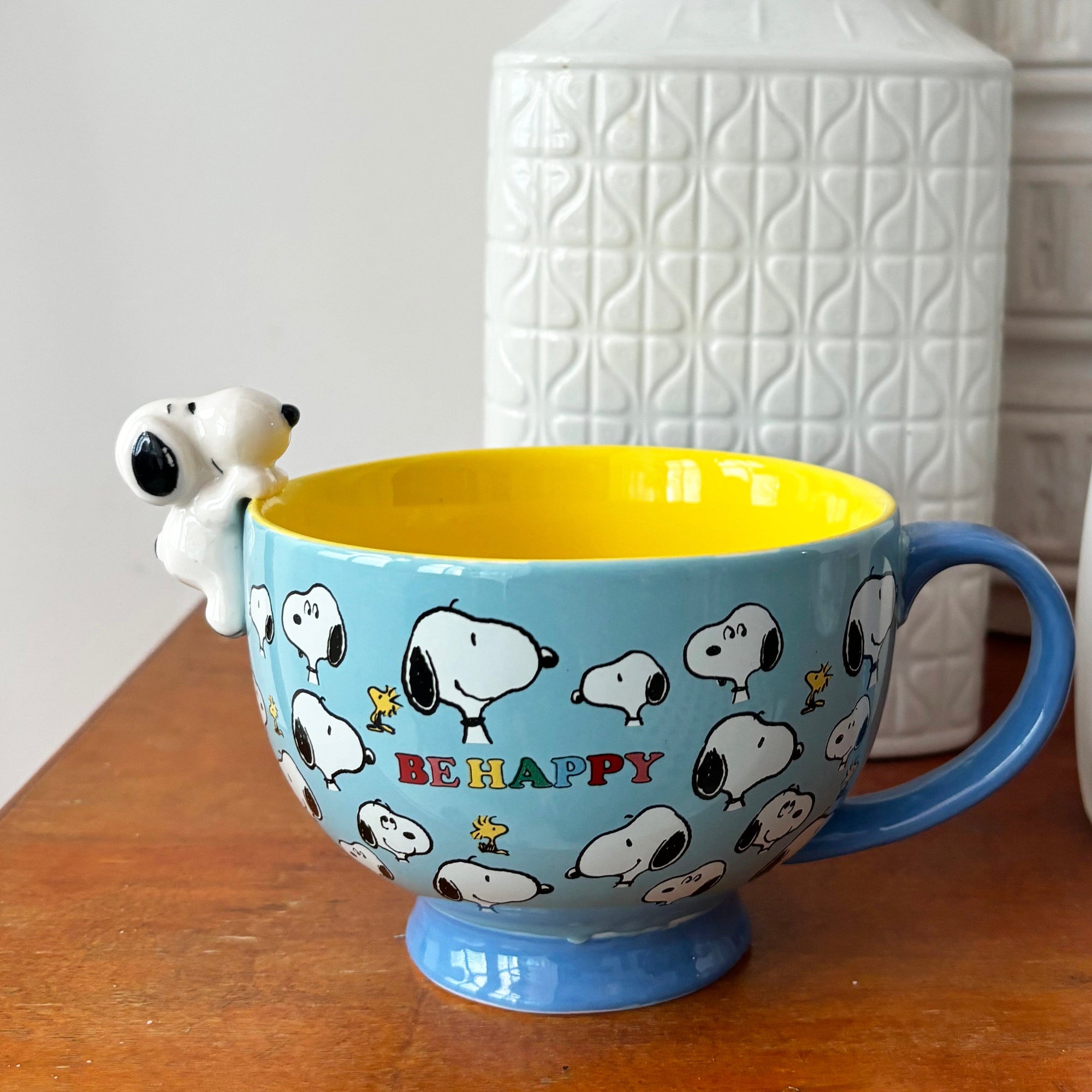 Peanuts Ceramic Cup House of Disaster 'Be Happy' - BouChic