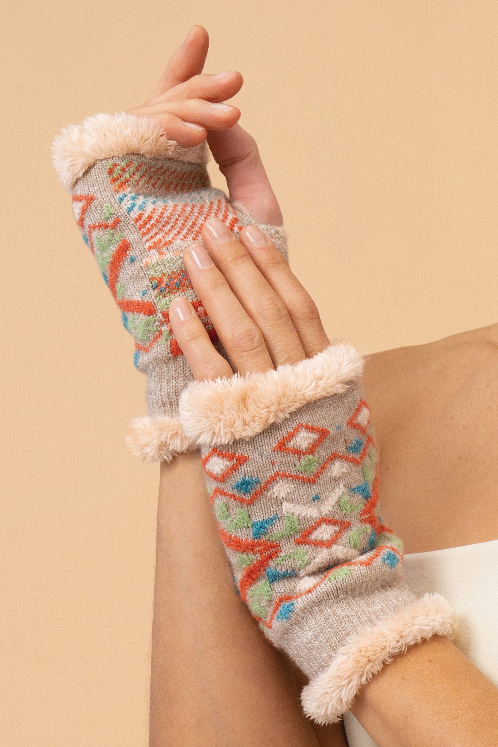 Powder Wrist Warmers Cosy Fair Isle - BouChic