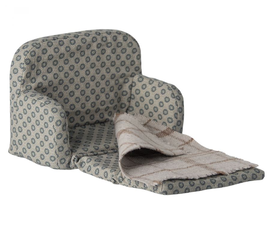 Maileg Sofa Bed - BouChic 