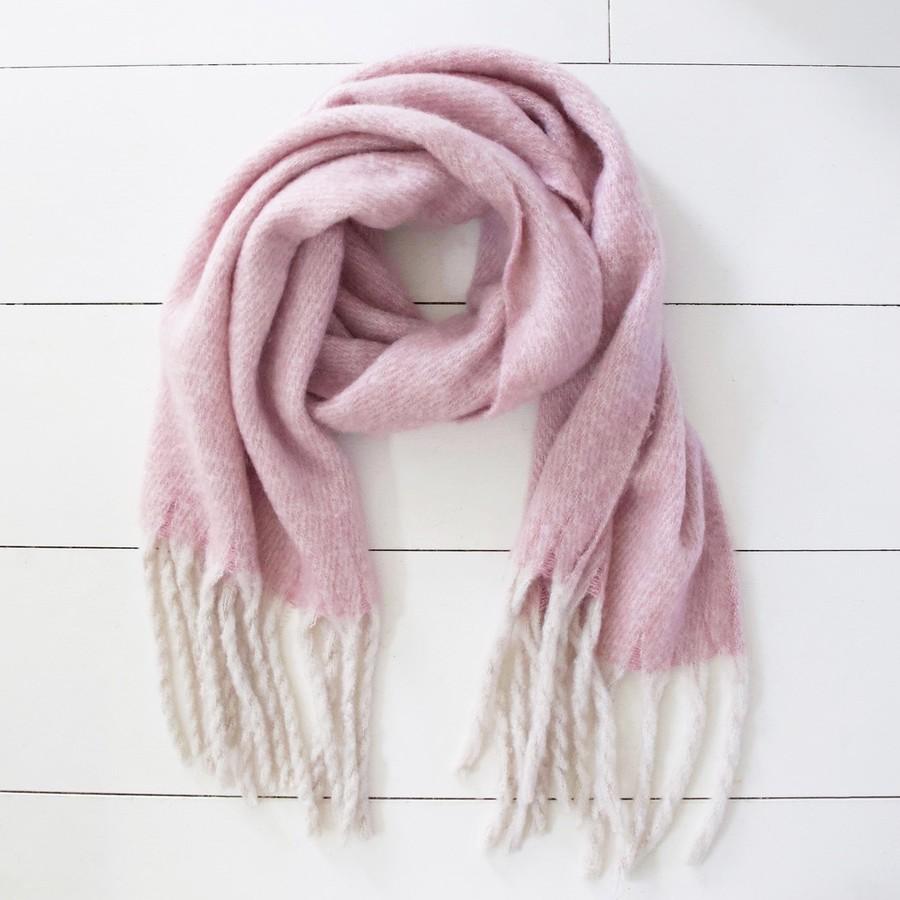 pink blanket scarf