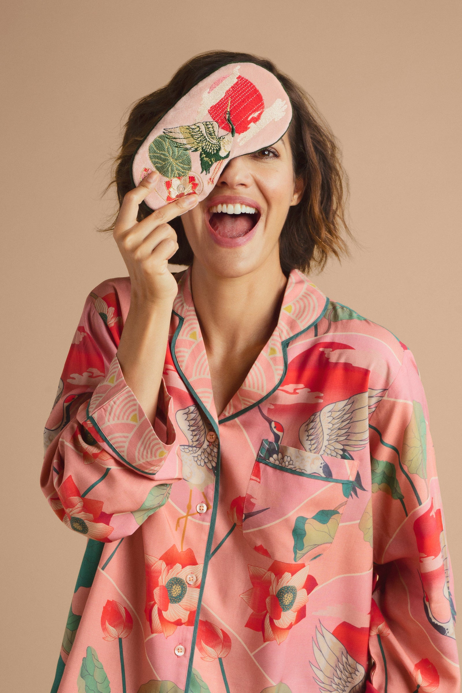 Powder Luxury Lavender Velvet Eye Mask - Crane at Sunrise in Petal - BouChic 