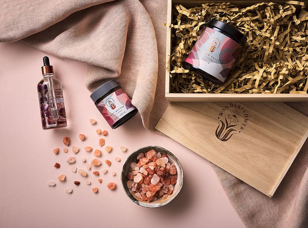 Wanderflower Time To Unwind Gift Set - BouChic 